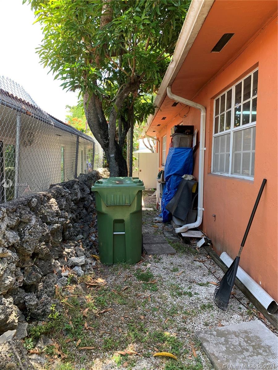 OVERBROOK PARK - Residential Income