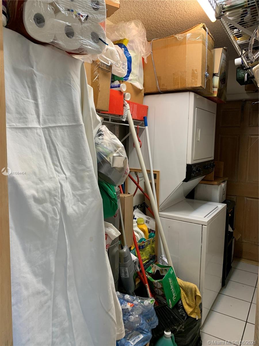 OVERBROOK PARK - Residential Income