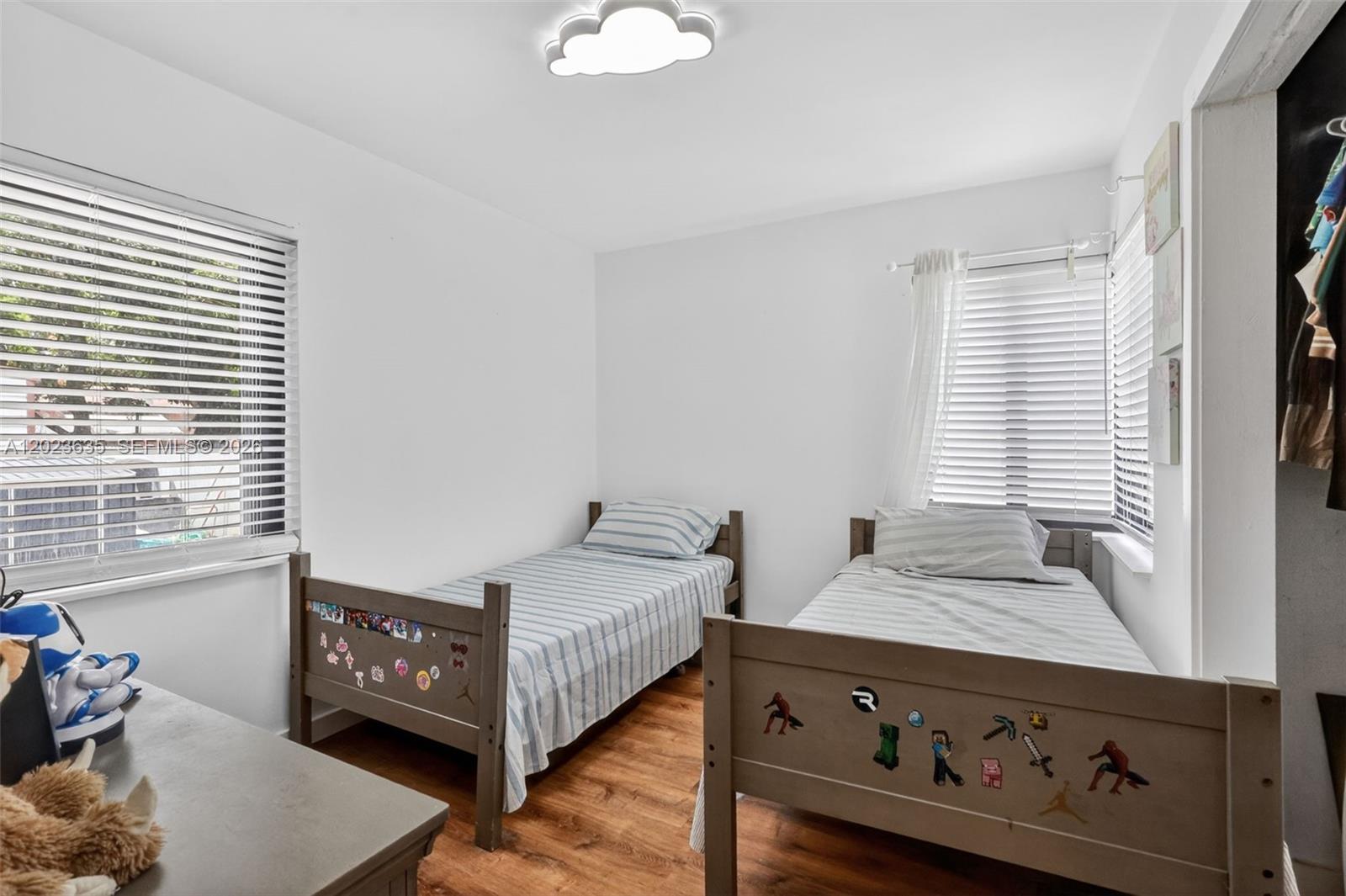ORANGE HEIGHTS - Residential