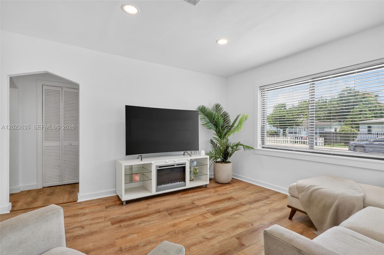ORANGE HEIGHTS - Residential