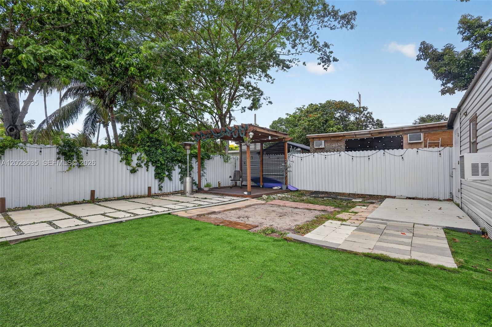 ORANGE HEIGHTS - Residential
