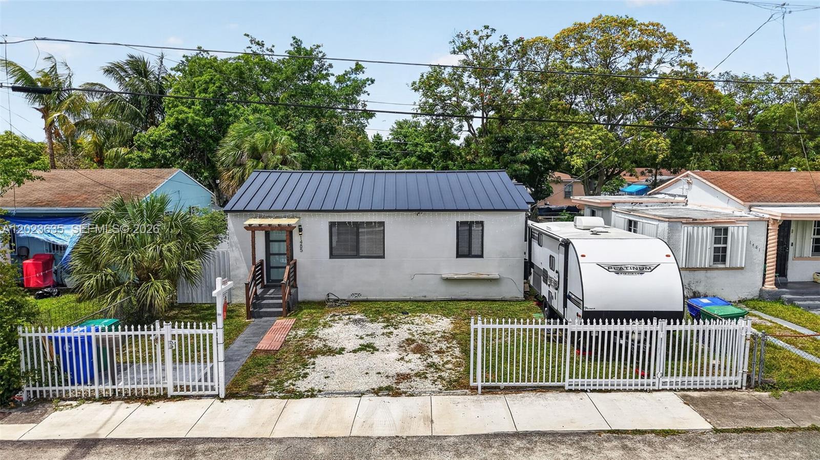 ORANGE HEIGHTS - Residential