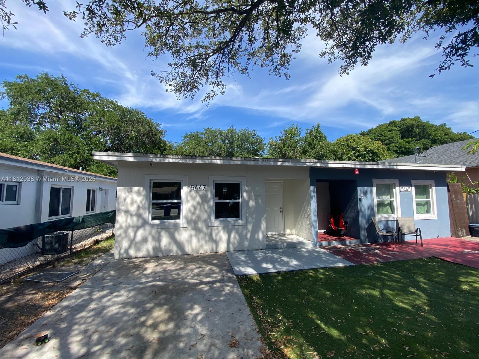 5447 NW 5th Ct
