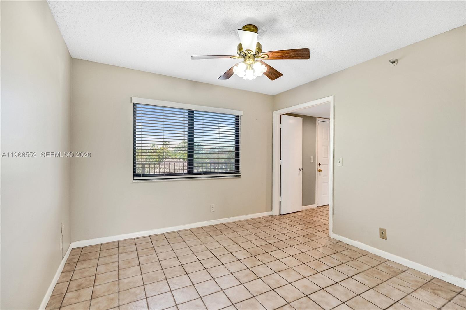 HUNTINGTON LAKES SEC ONE - Residential