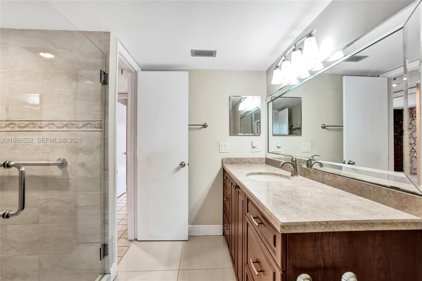 HUNTINGTON LAKES SEC ONE - Residential