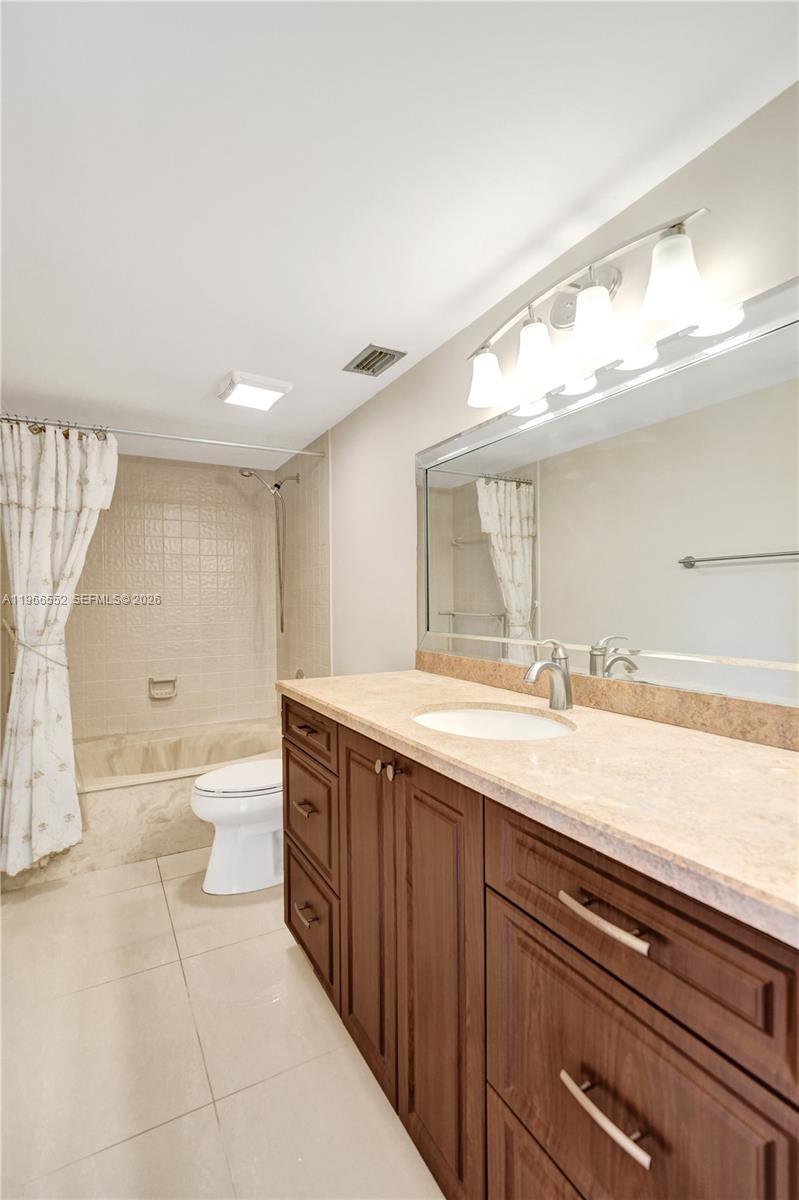 HUNTINGTON LAKES SEC ONE - Residential