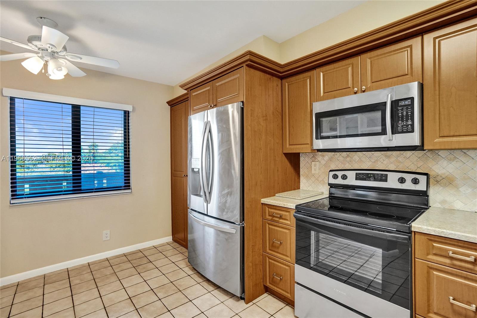 14475 Strathmore Ln 406