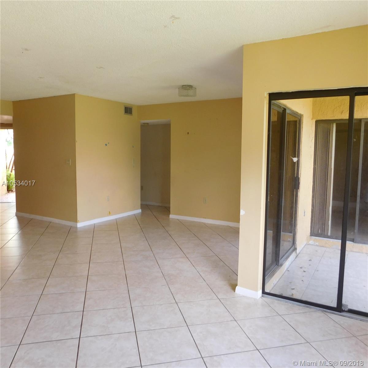 ESPRIT CONDO - Residential