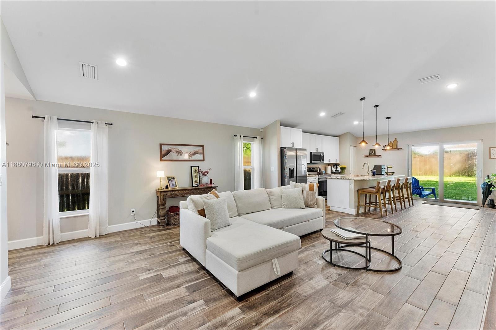 WASHINGTON HEIGHTS - Residential Lease