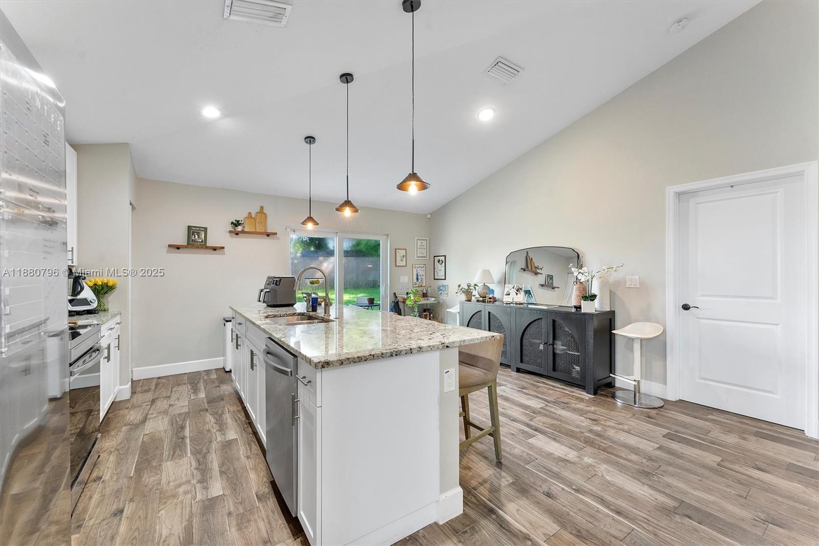 WASHINGTON HEIGHTS - Residential Lease