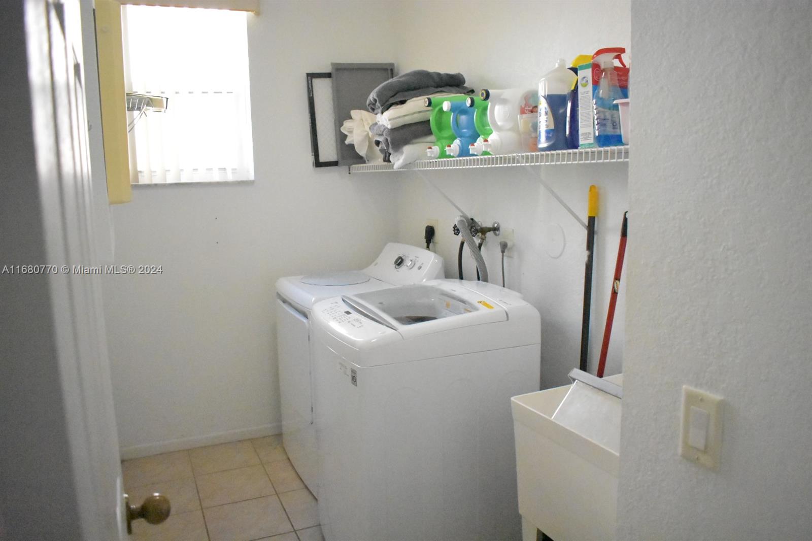 SECTOR 2-PARCELS 17 18 19 - Residential
