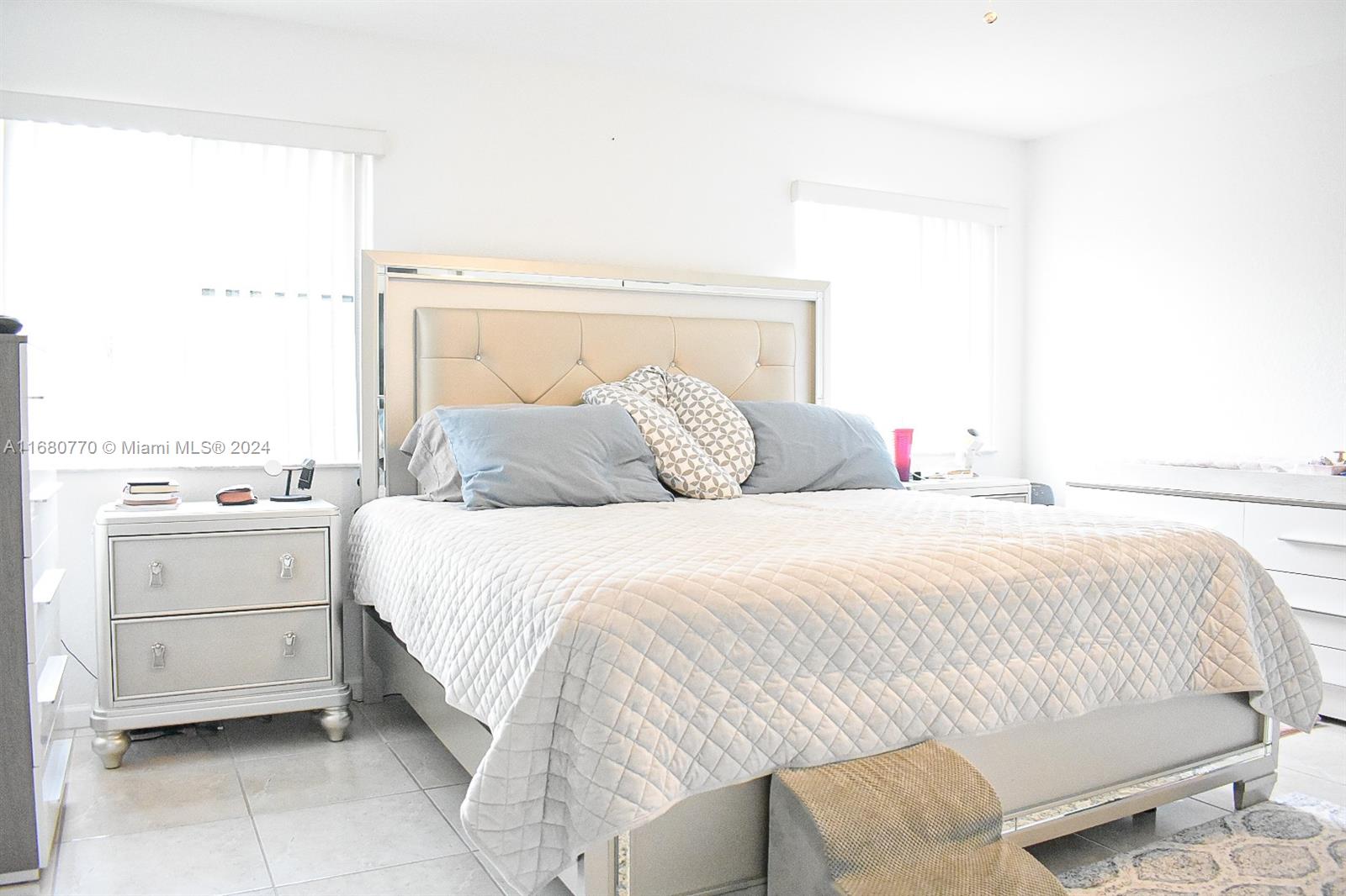 SECTOR 2-PARCELS 17 18 19 - Residential