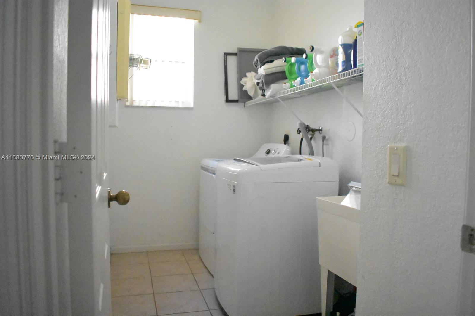 SECTOR 2-PARCELS 17 18 19 - Residential
