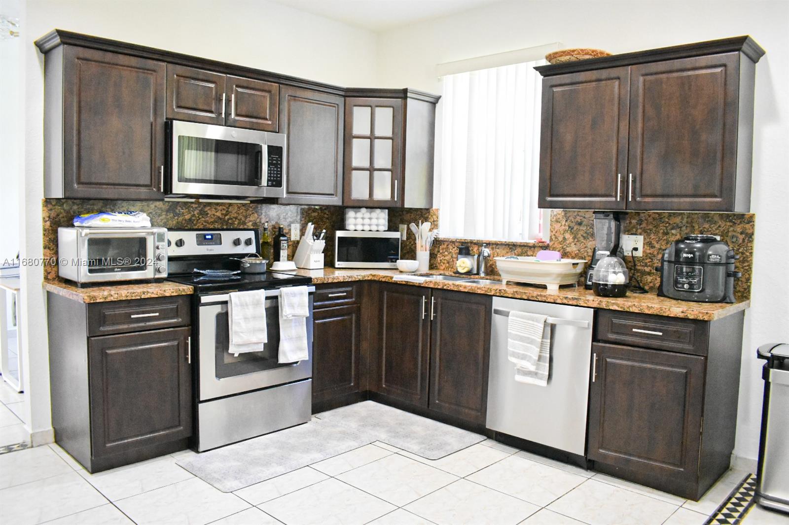 SECTOR 2-PARCELS 17 18 19 - Residential