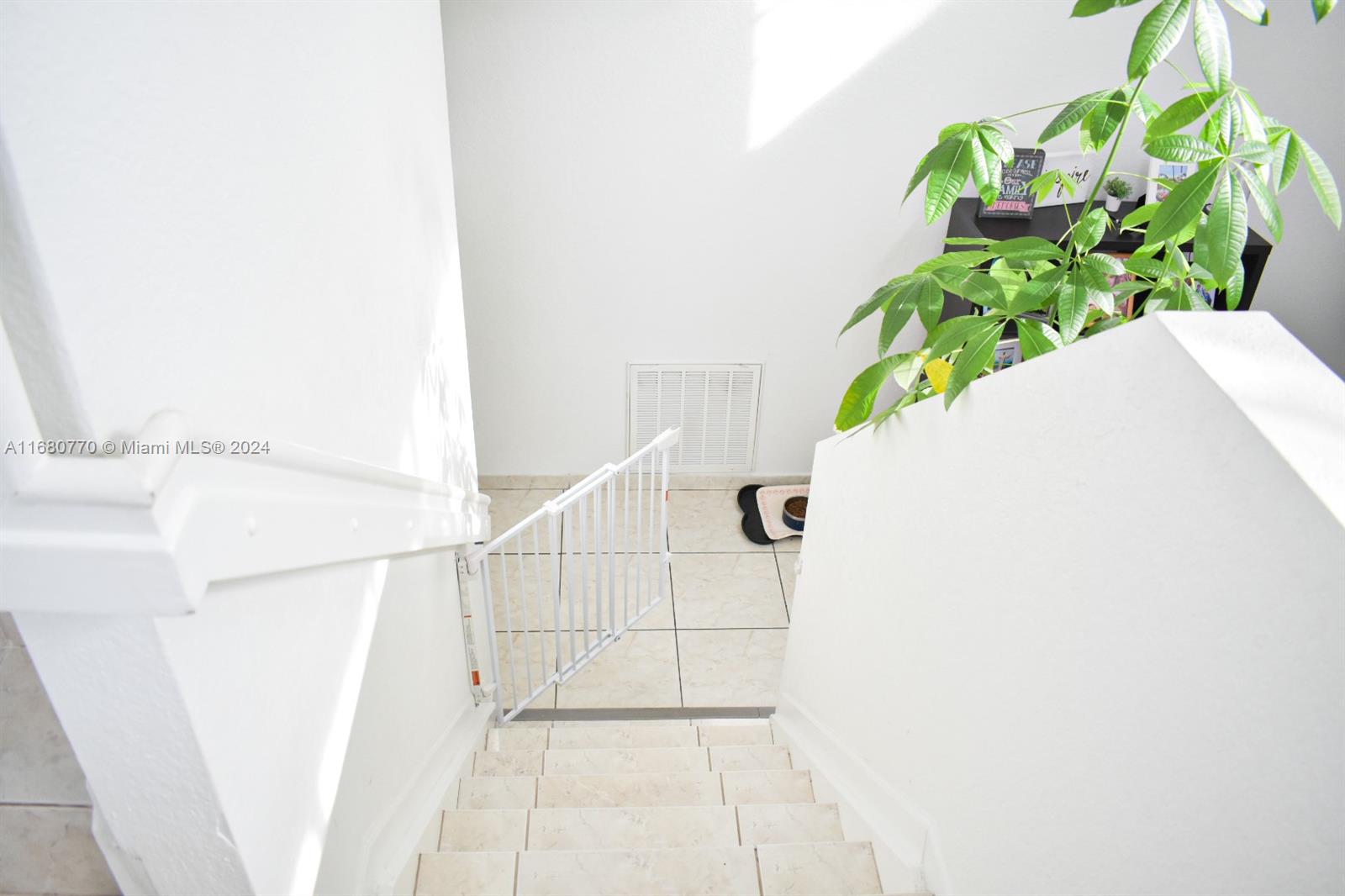 SECTOR 2-PARCELS 17 18 19 - Residential