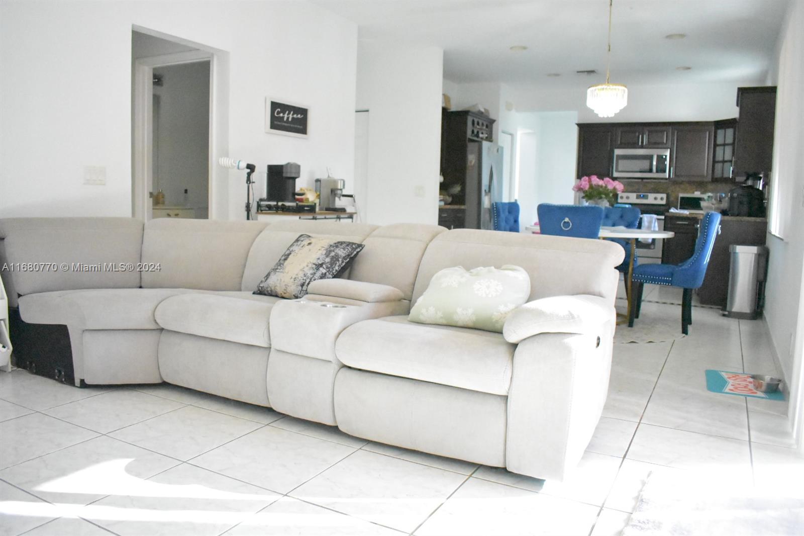 SECTOR 2-PARCELS 17 18 19 - Residential