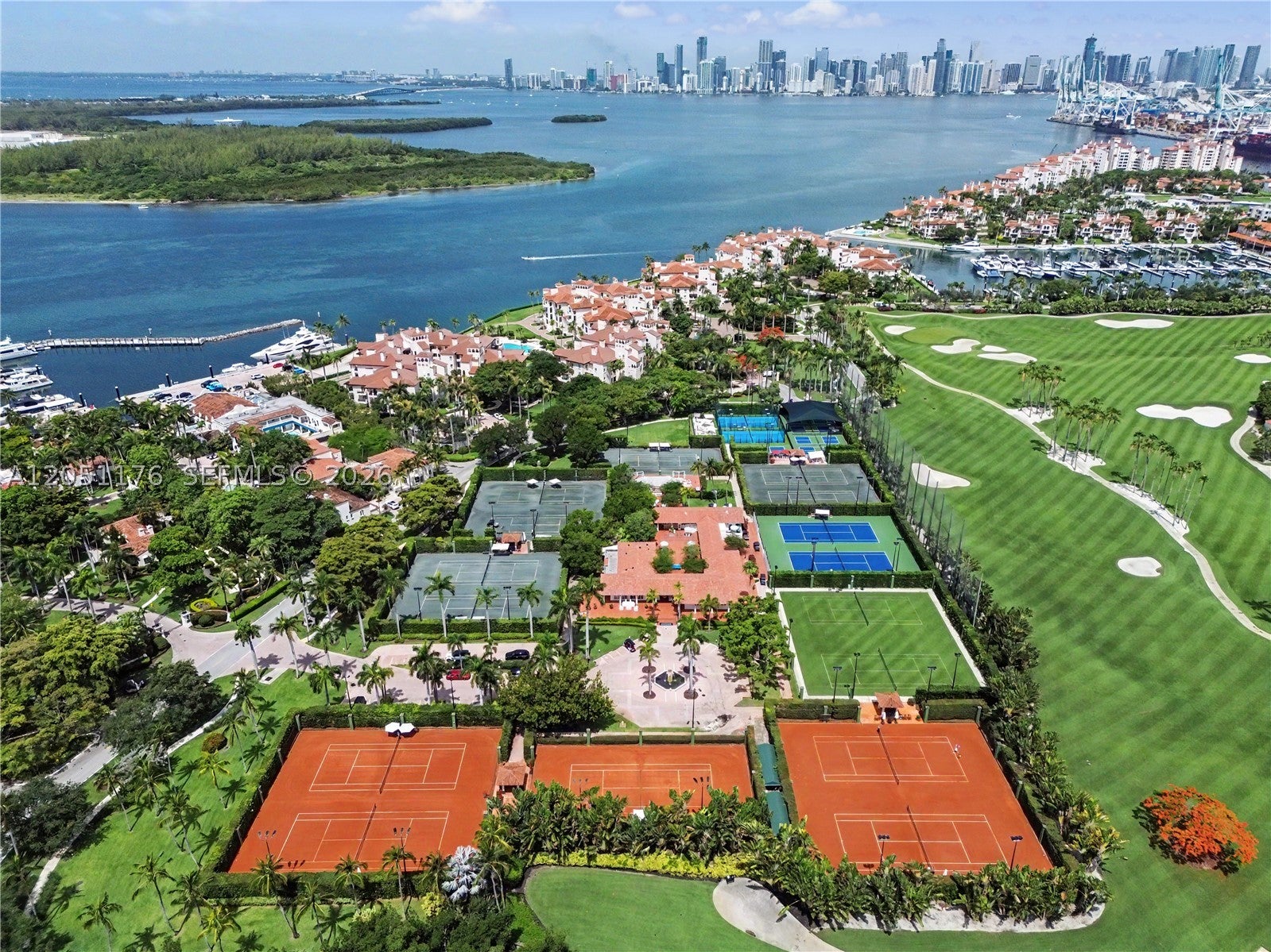 2124 Fisher Island Dr 2124