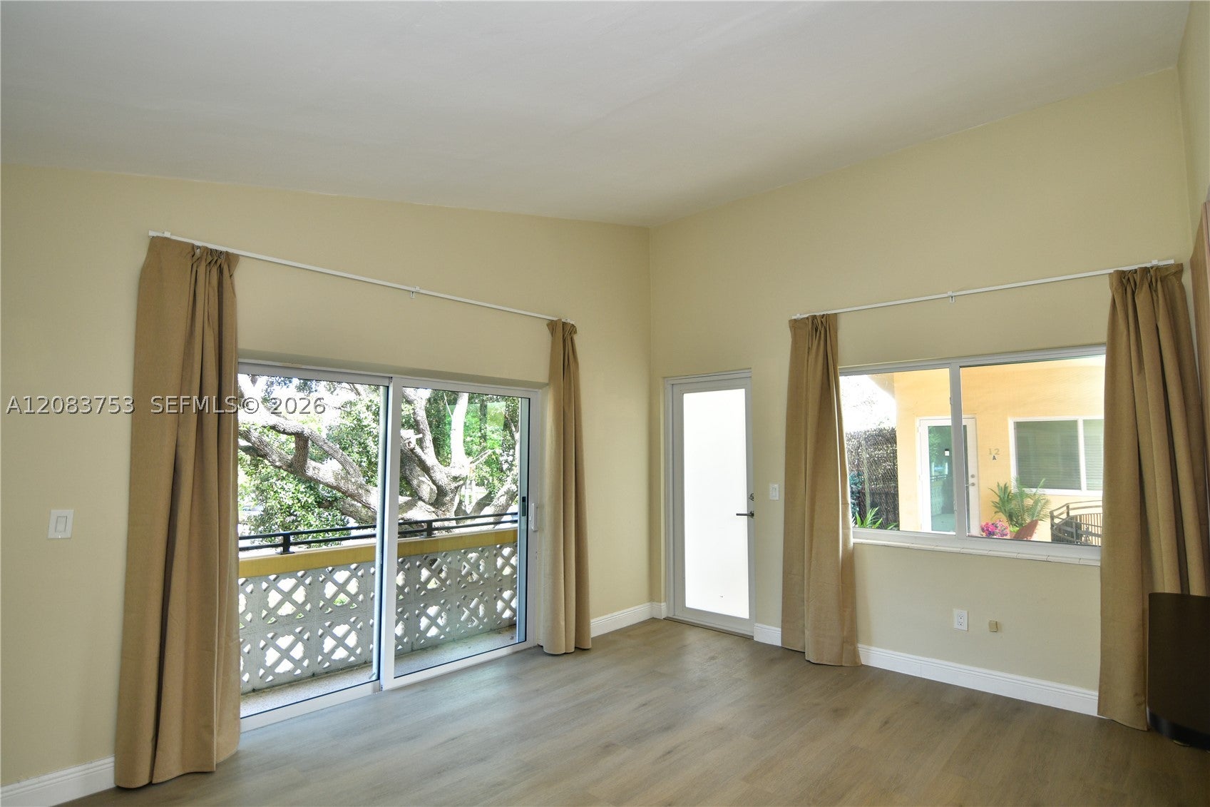 65 Washington Ave 26