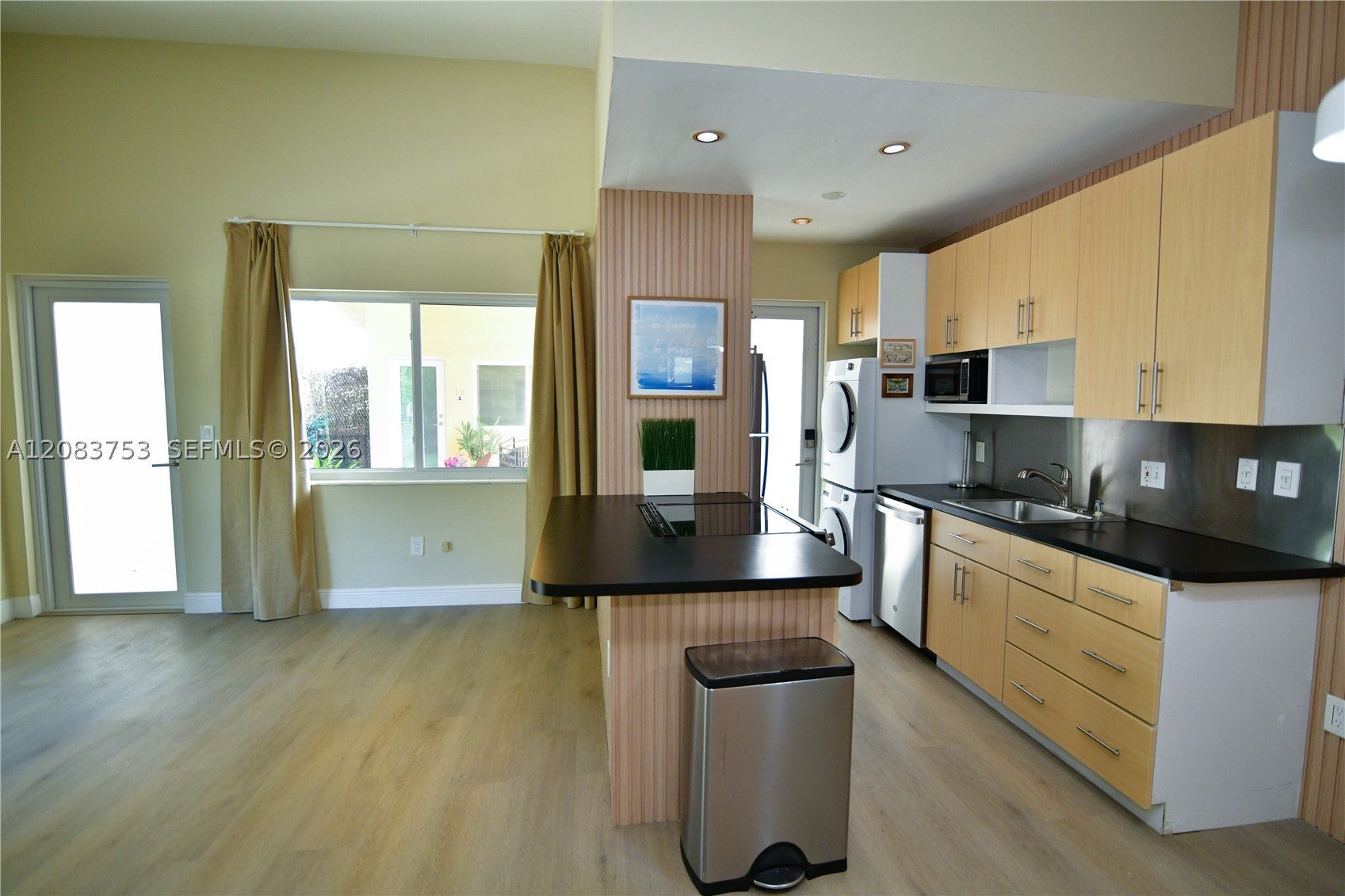 65 Washington Ave 26