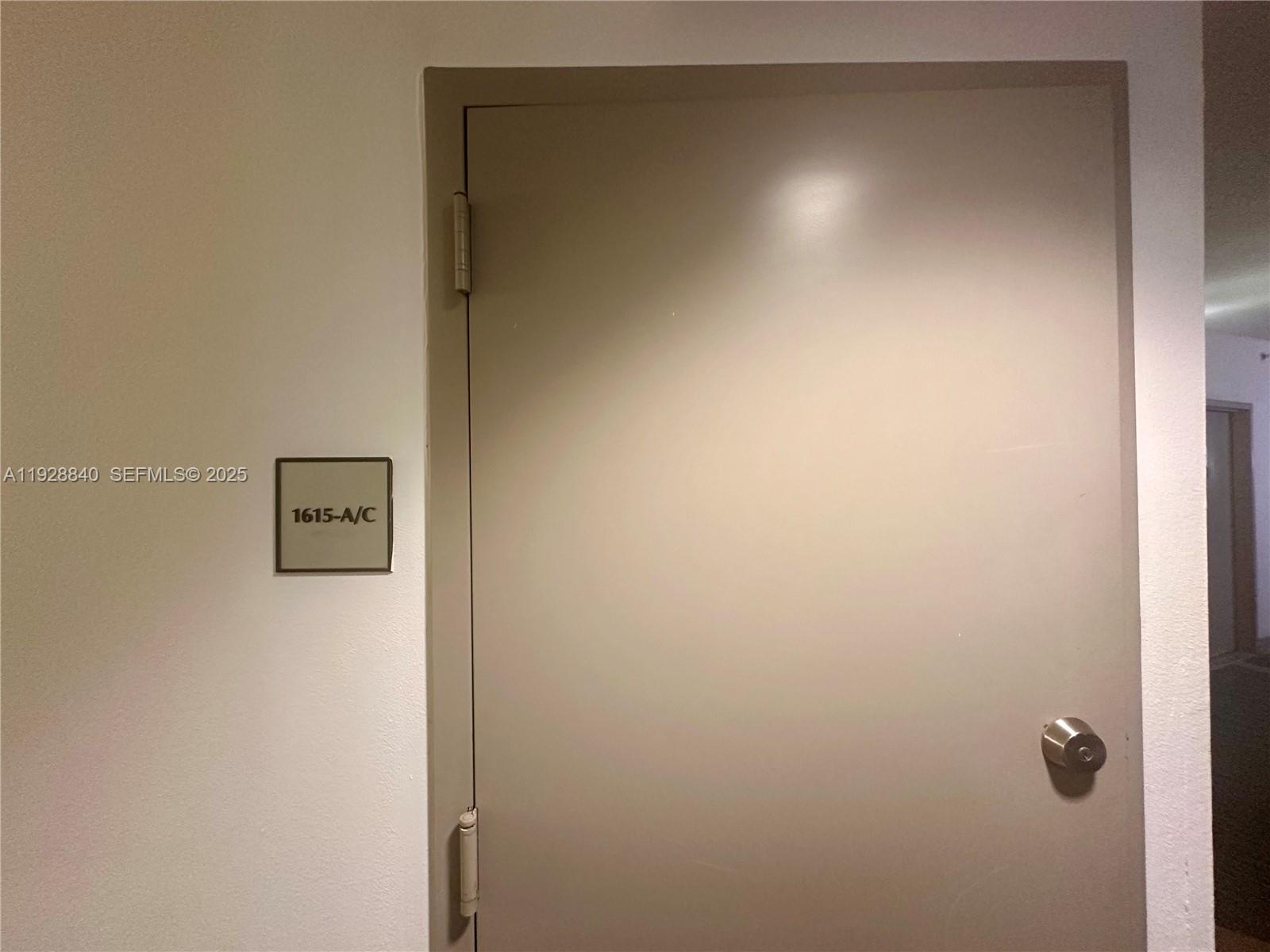 1750 N Bayshore Dr 1615