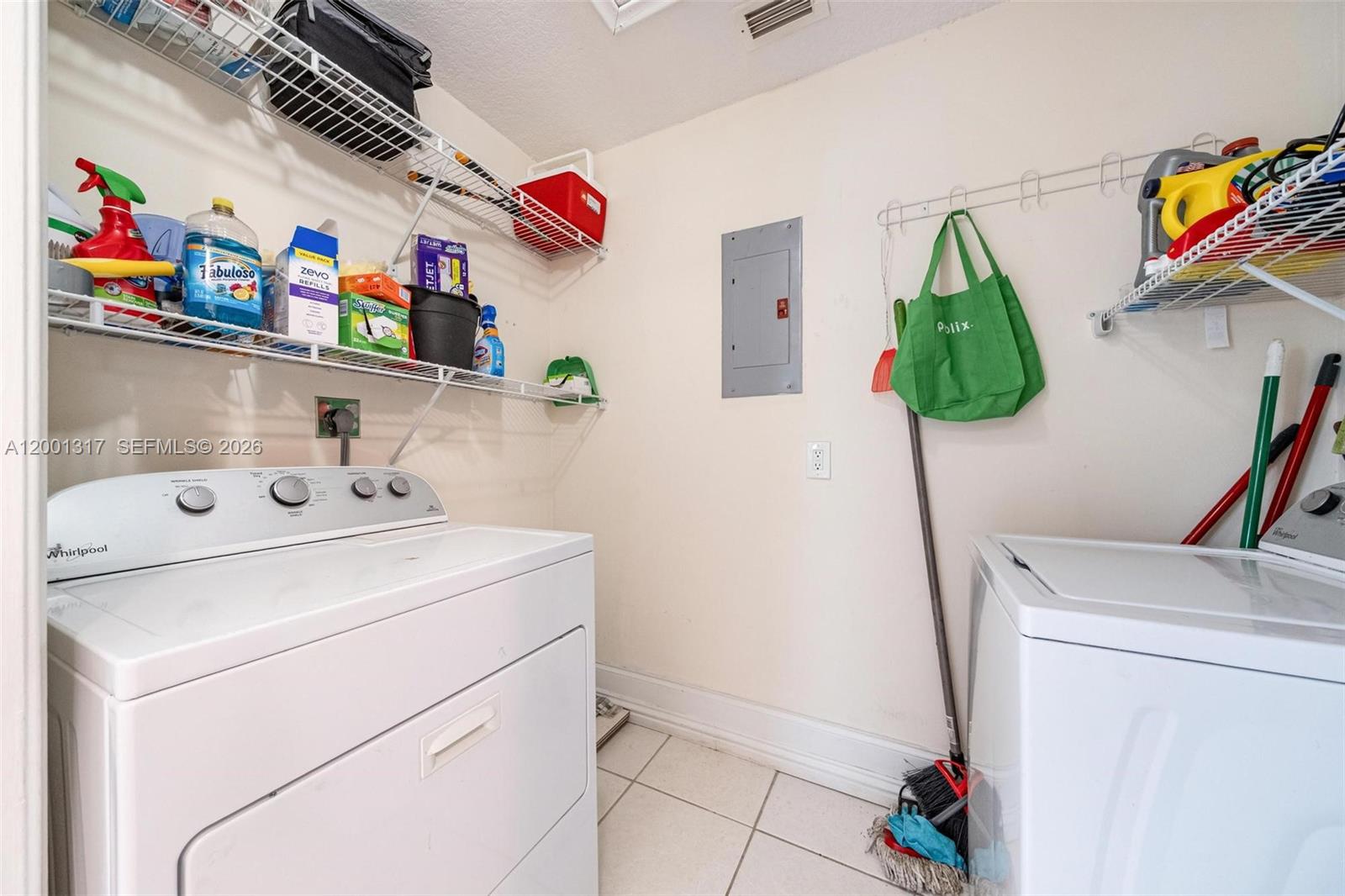 SANDALFOOT COVE SEC 9 - Residential