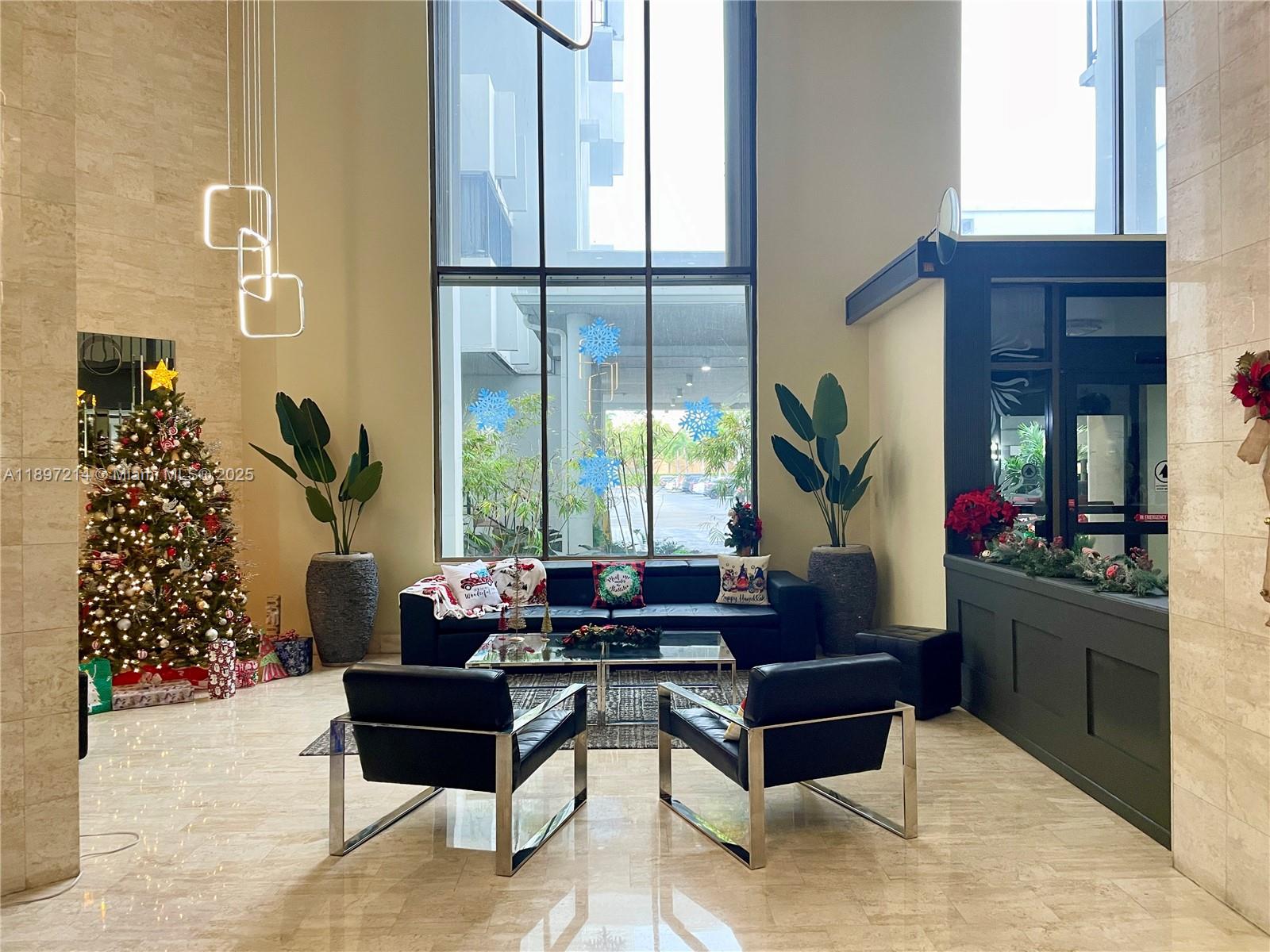 COMMODORE PLAZA CONDO - Residential