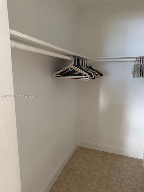 LAUDERDALE GOLF ESTATES 2 - Residential Lease