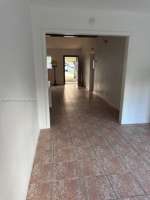 LAUDERDALE GOLF ESTATES 2 - Residential Lease