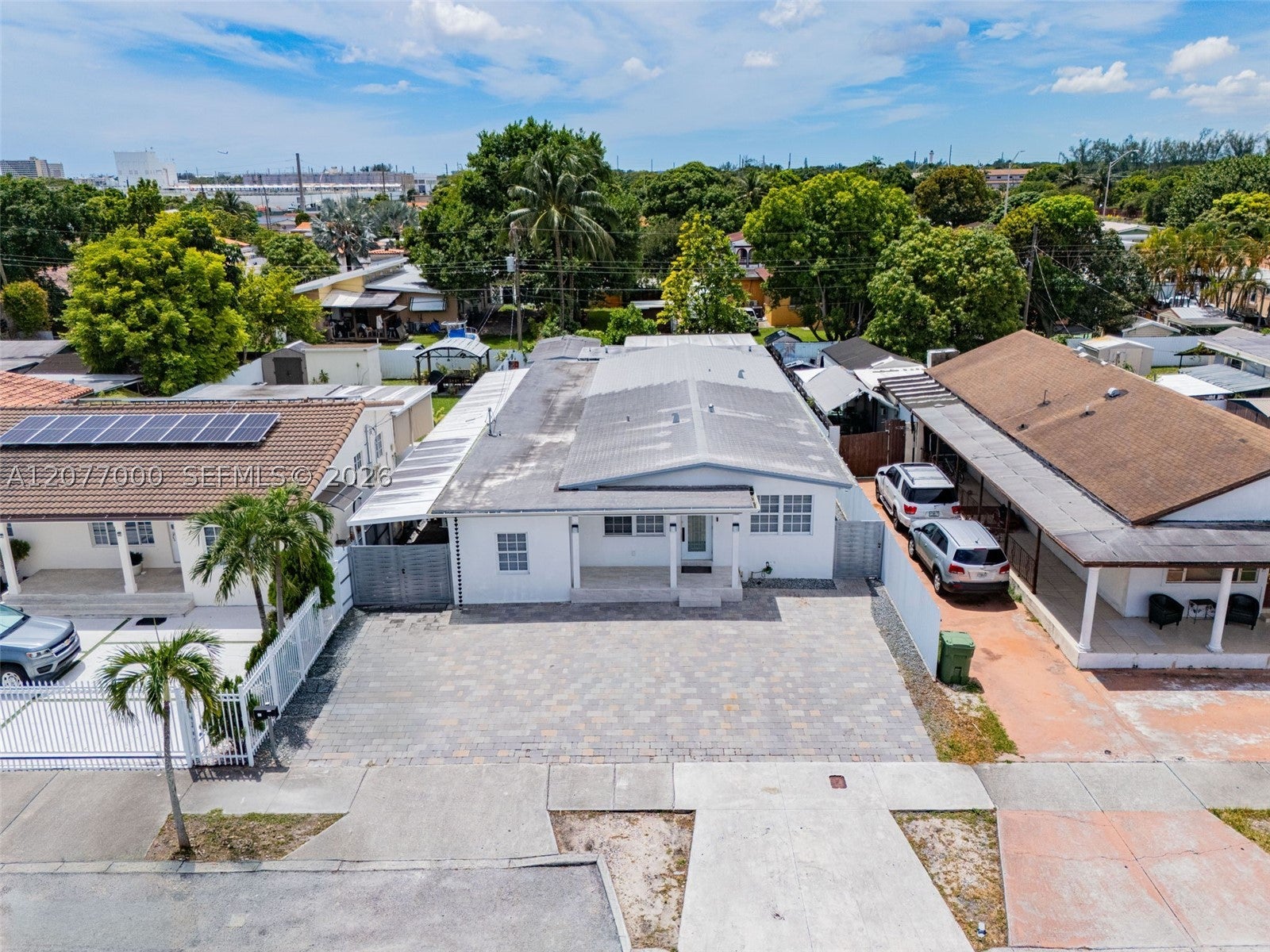 350 W 16th St, Hialeah FL 33010