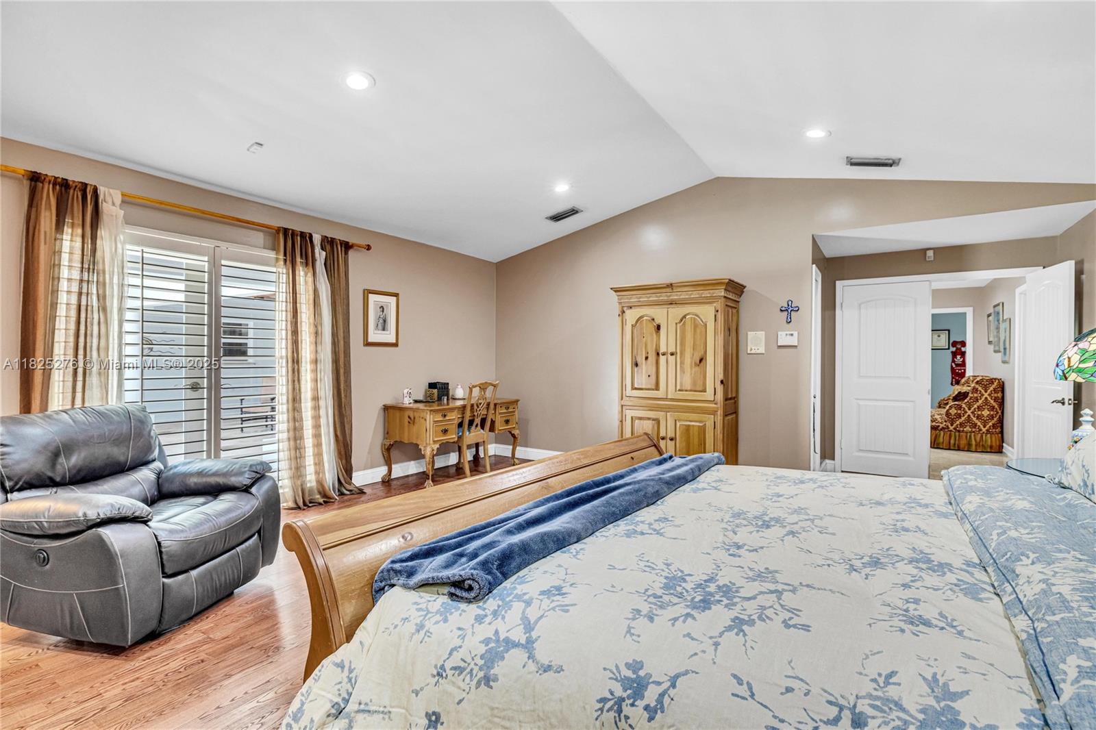 COURTS OF GALLOWAY GLEN - Residential