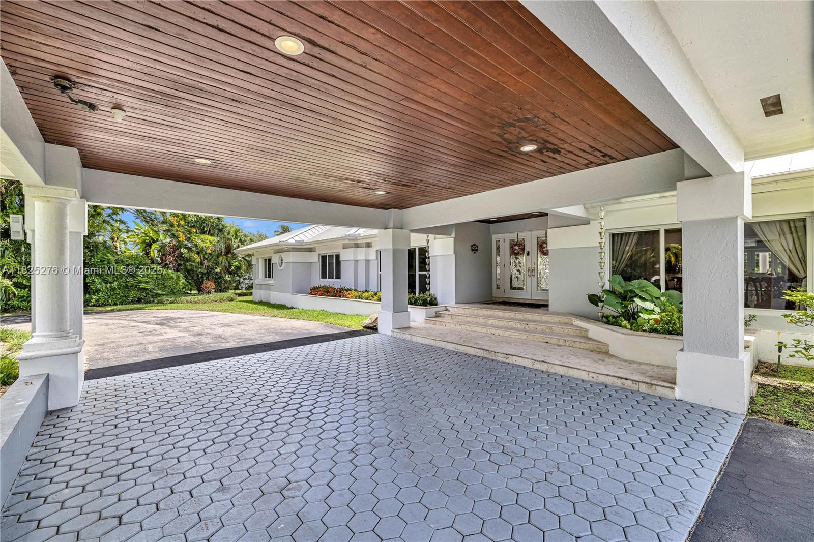 COURTS OF GALLOWAY GLEN - Residential