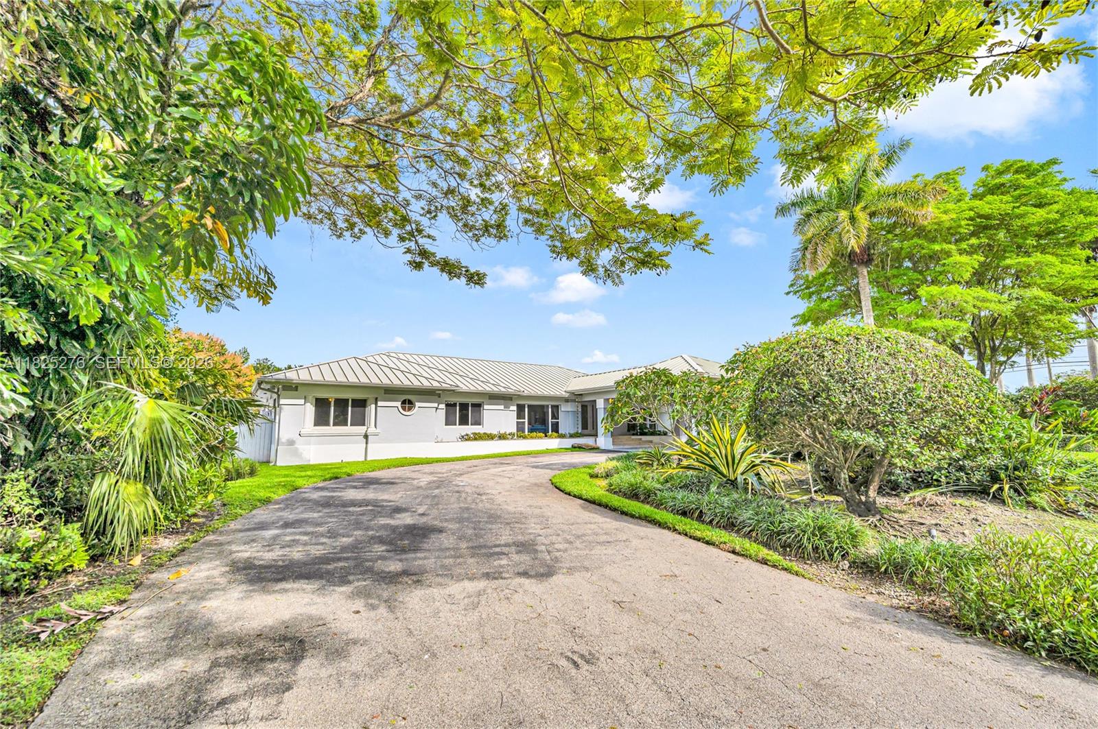 COURTS OF GALLOWAY GLEN - Residential