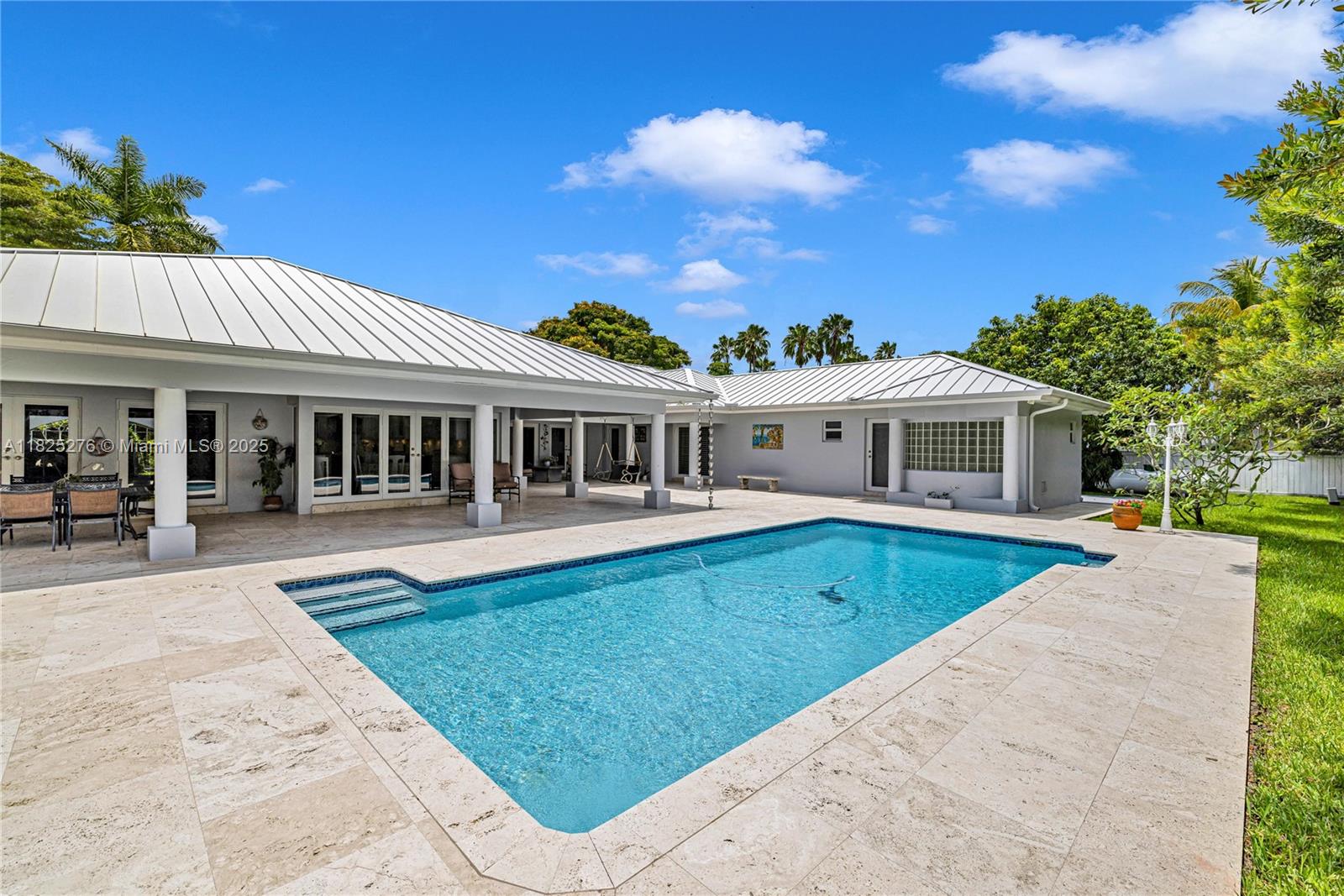 COURTS OF GALLOWAY GLEN - Residential