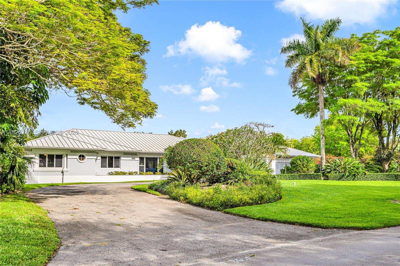 COURTS OF GALLOWAY GLEN - Residential