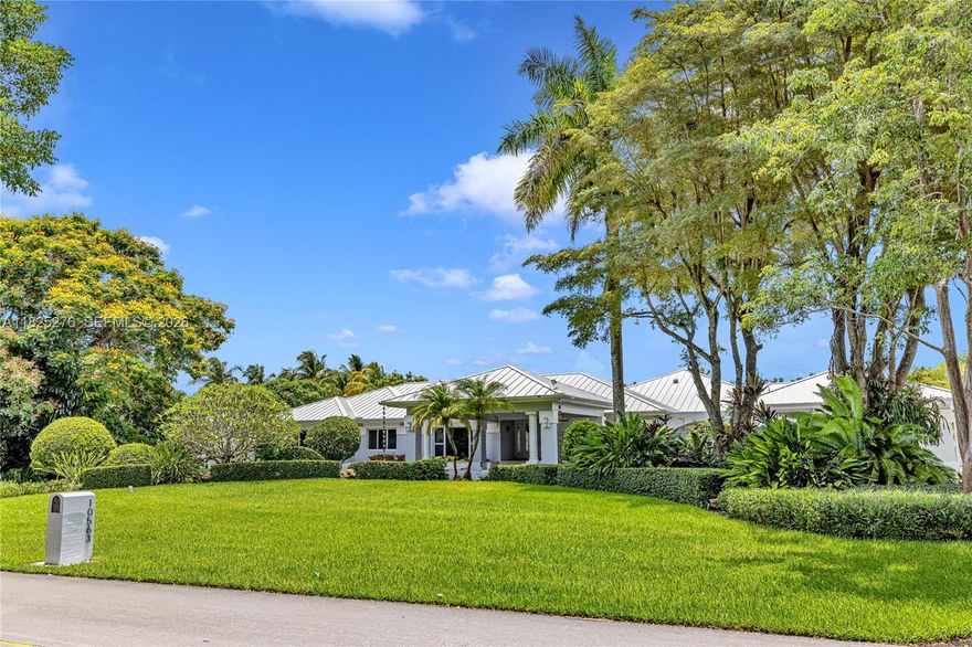 Original Owners! Appointed on a premium corner lot just under an acre in the prestigious Galloway Glen neighborhood, this exceptional estate offers over 5500 sq ft of refined living space. Designed for both elegance and comfort, the 5-bedroom split floor plan features soaring ceilings, marble floors, a beautifully updated kitchen, and spacious, light-filled living areas. Oversized family room and kitchen dining area spill out onto the pool and patio area. The resort-style outdoor space is a true showstopper, with an expansive covered patio, a sparkling pool, and lush landscaping—perfect for luxurious entertaining or private relaxation. Recent upgrades include a metal roof, new AC units, and a Home generator and new propane tanks. Only 14 homes in the community, low HOA.