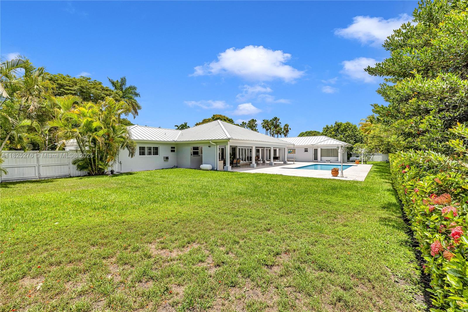 COURTS OF GALLOWAY GLEN - Residential