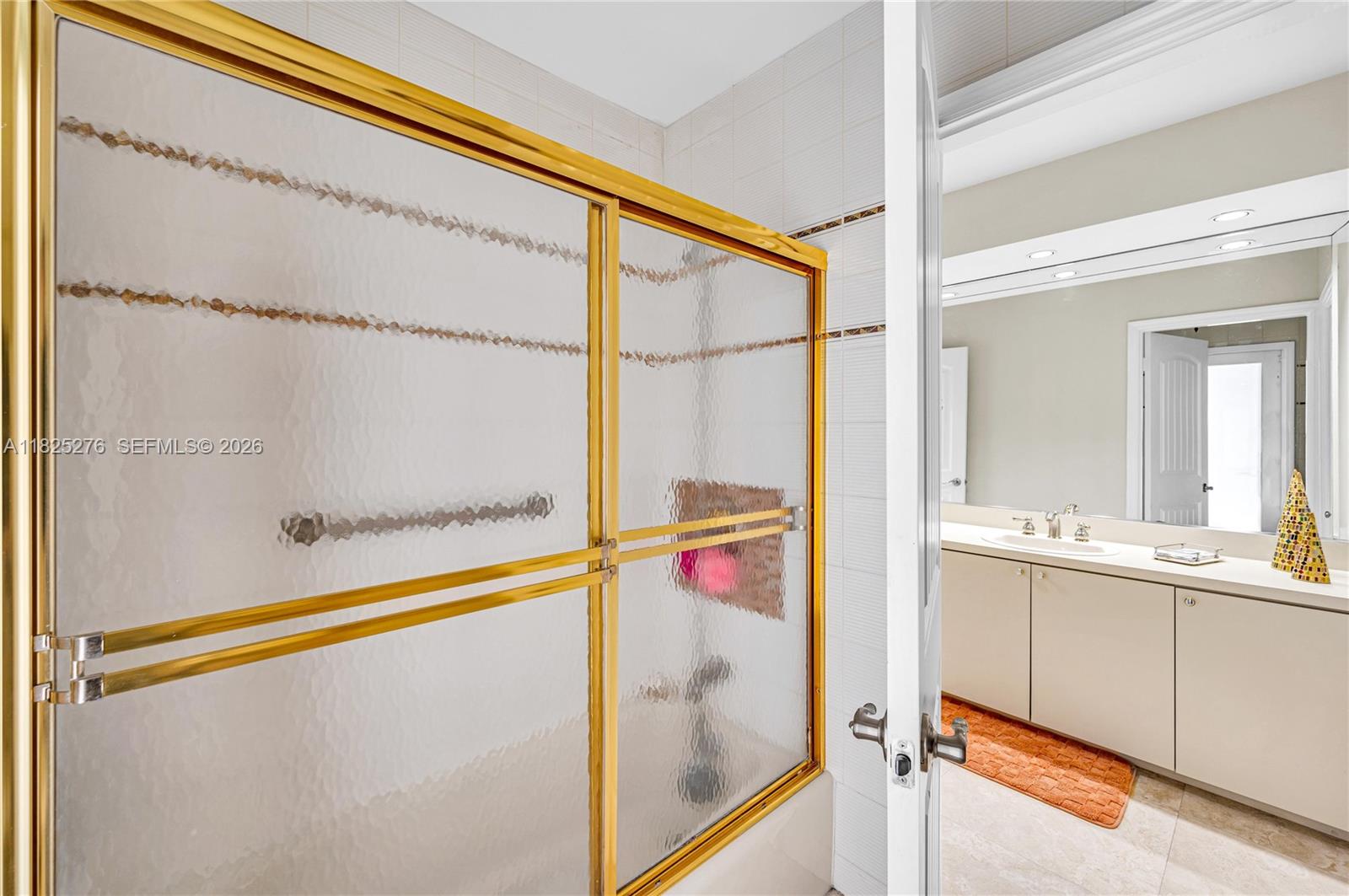 COURTS OF GALLOWAY GLEN - Residential