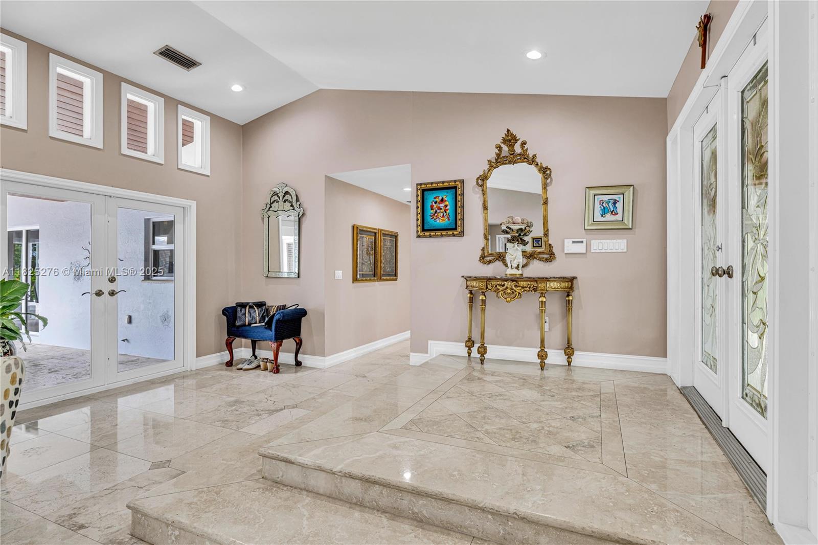 COURTS OF GALLOWAY GLEN - Residential