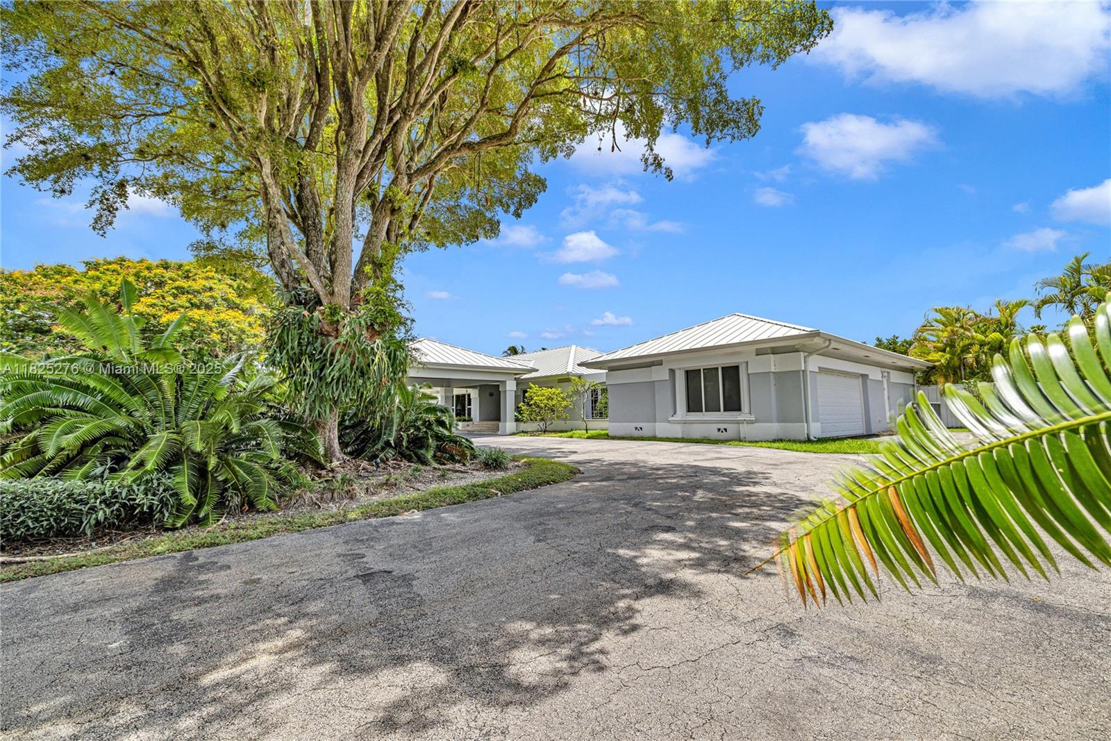 COURTS OF GALLOWAY GLEN - Residential