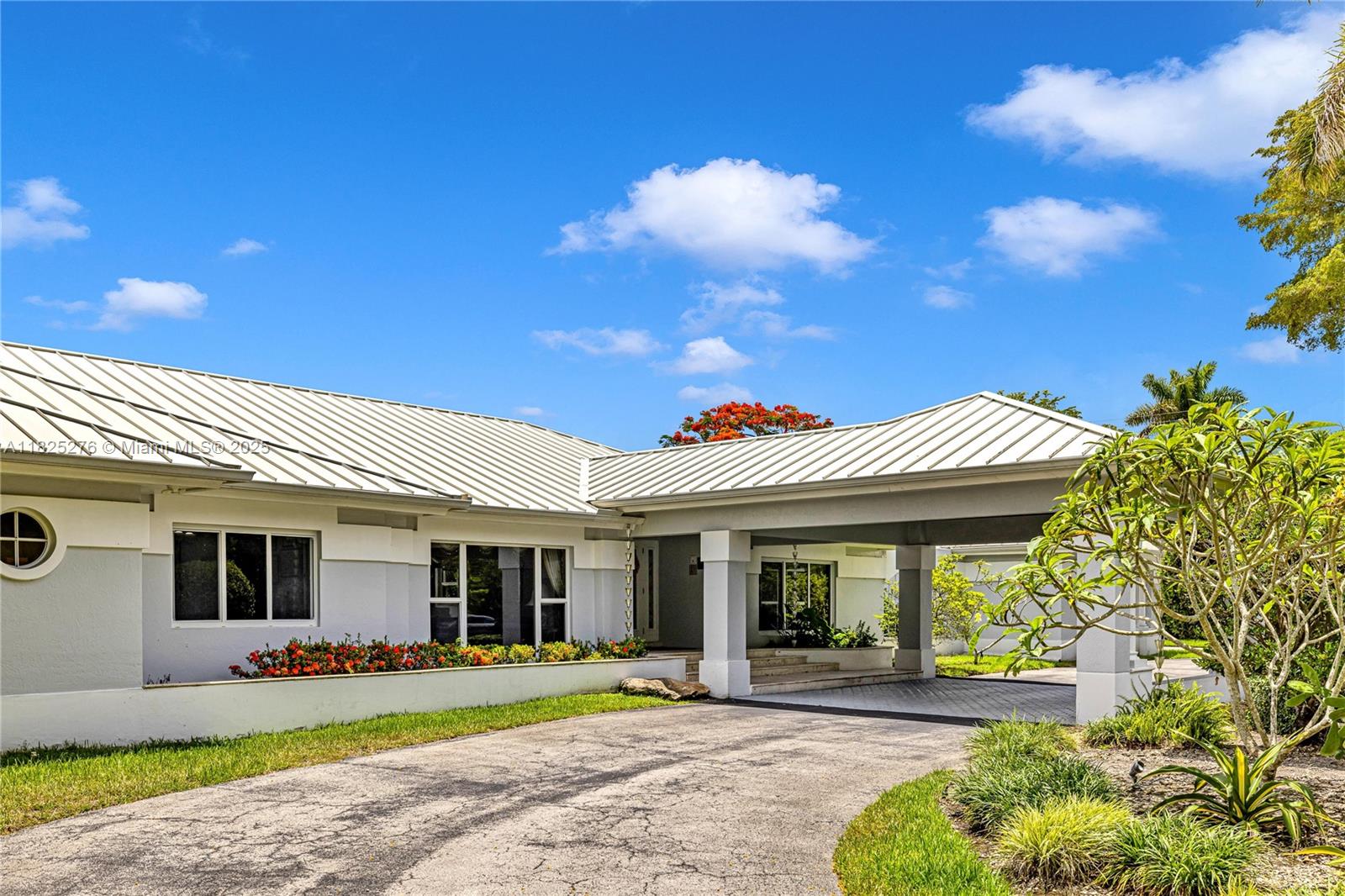 COURTS OF GALLOWAY GLEN - Residential