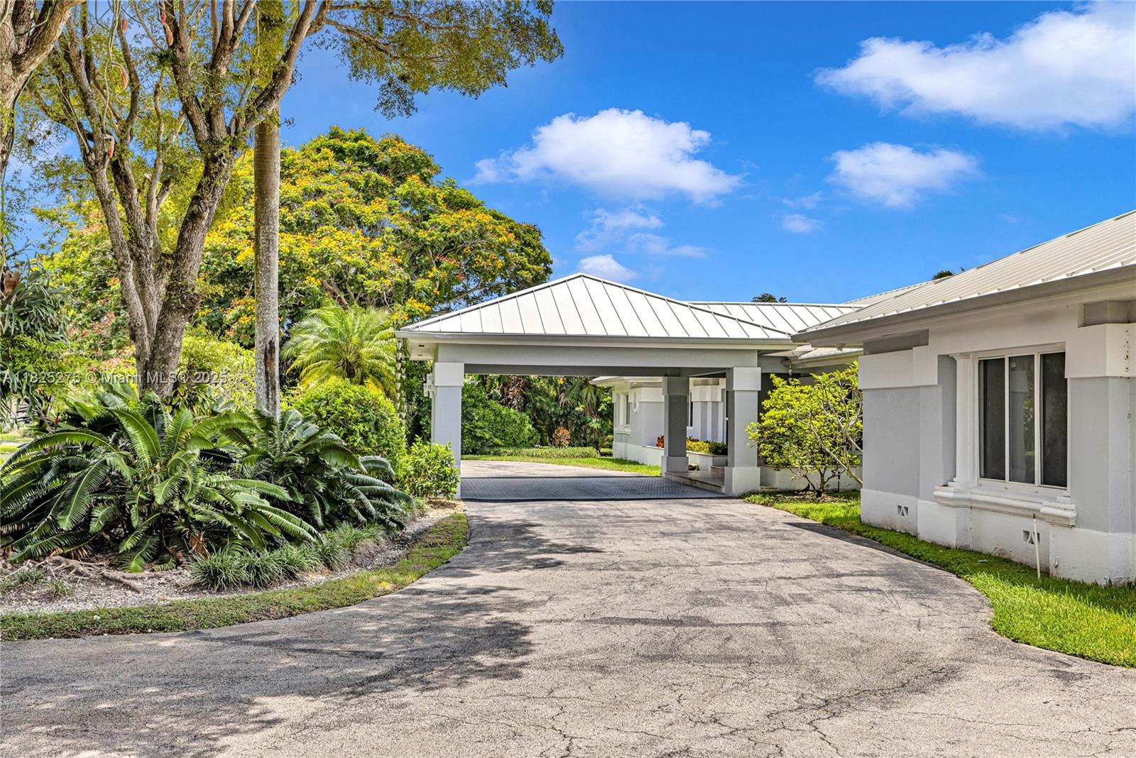 COURTS OF GALLOWAY GLEN - Residential