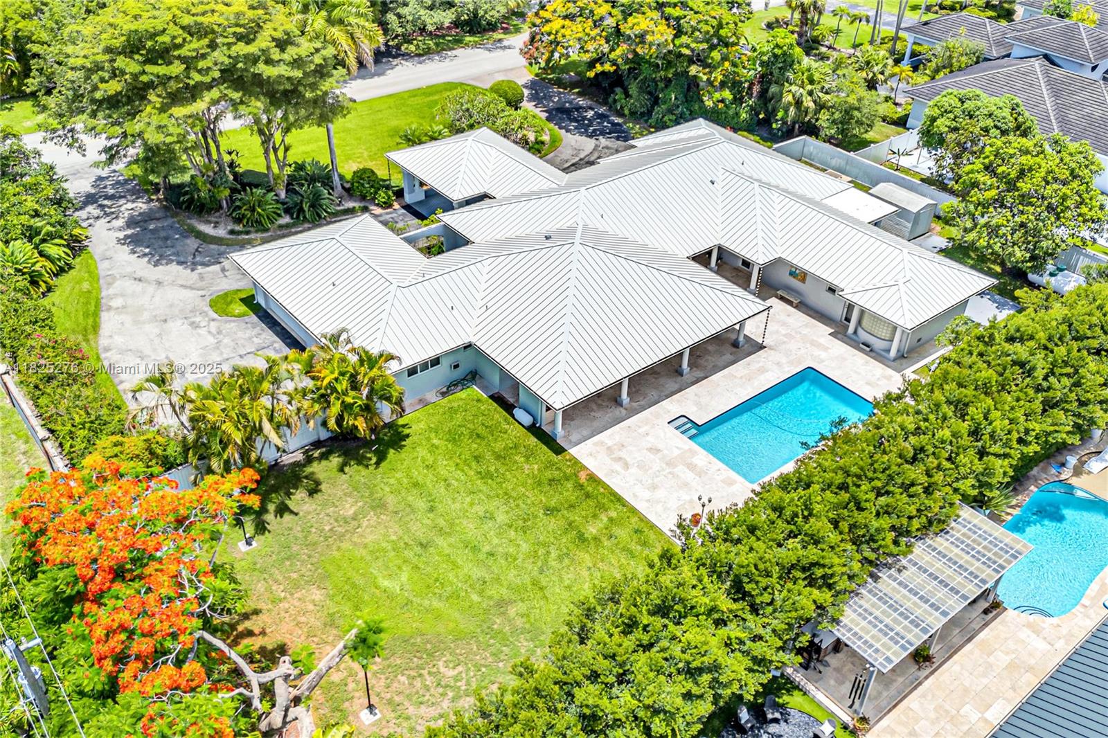 COURTS OF GALLOWAY GLEN - Residential