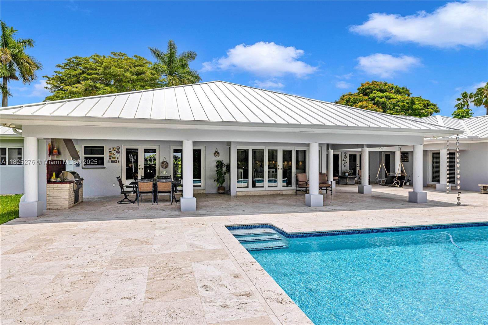 COURTS OF GALLOWAY GLEN - Residential