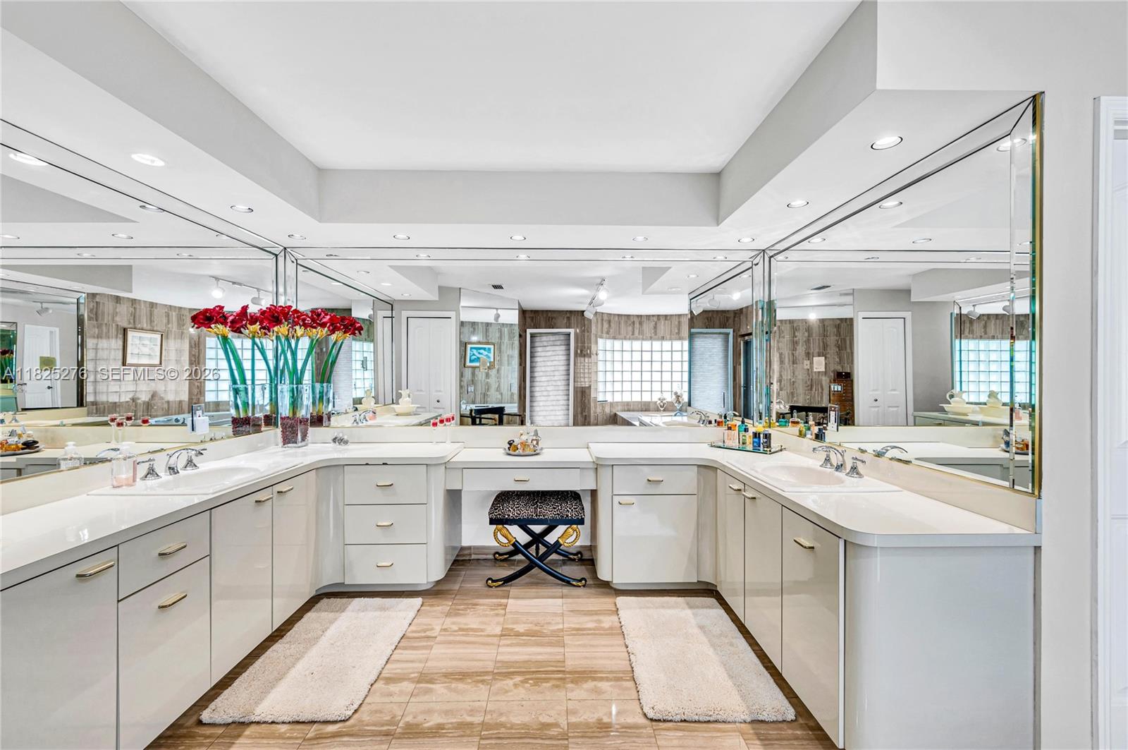 COURTS OF GALLOWAY GLEN - Residential