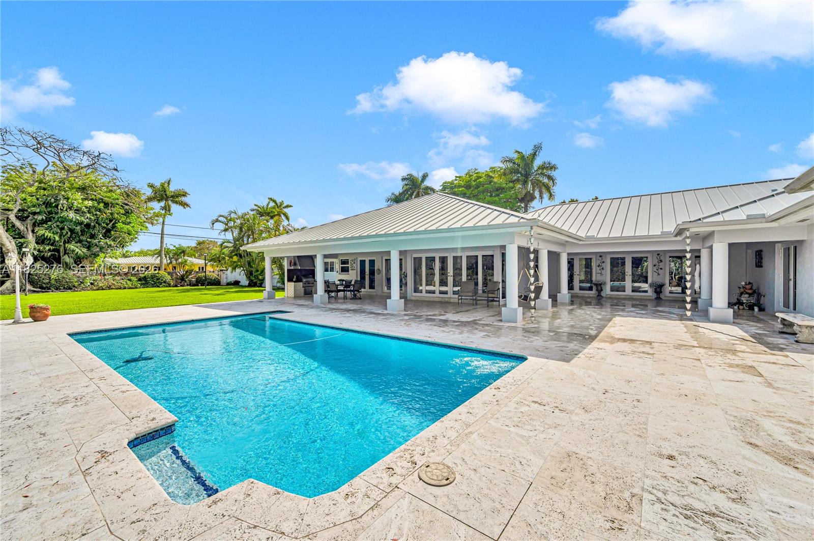 COURTS OF GALLOWAY GLEN - Residential