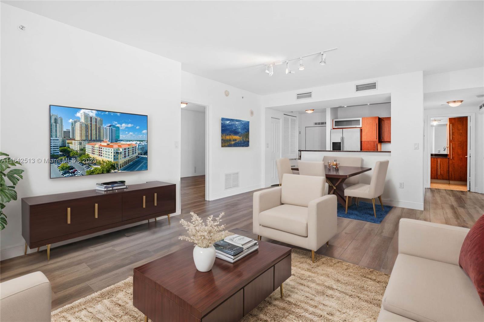 BEST PRICED 3 Bed/2 Bath unit in Toscano Condominium. This large and updated unit comes with assigned parking spaces. Unit has been professionally painted, A/C maintenance completed and installed new water heater in preparation for the sale. Toscano has tons of amenities such as: Fitness Center, Sauna, Pool, Jacuzzi, Grills and valet service. OWNER OFFERING BUYER/BUYER'S AGENT INCENTIVES.