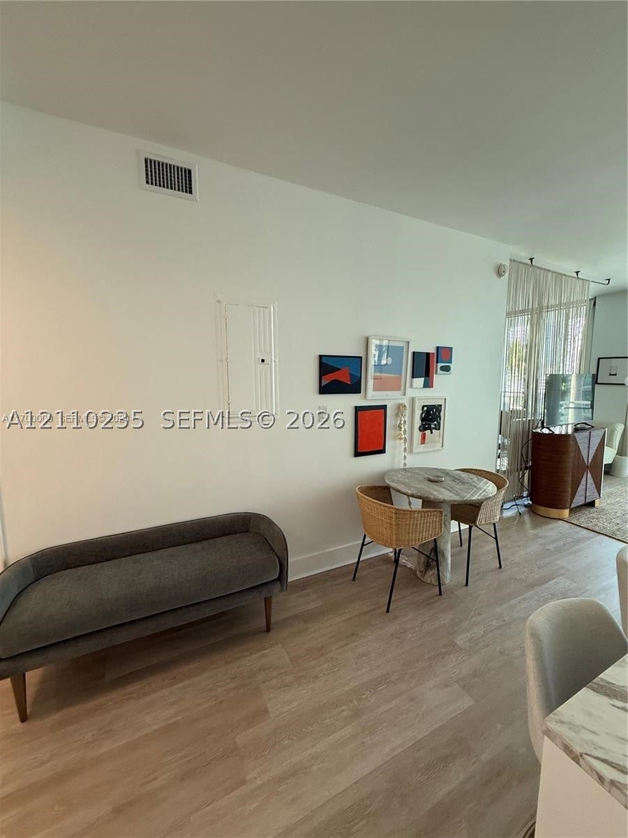90 SW 3rd St 1114