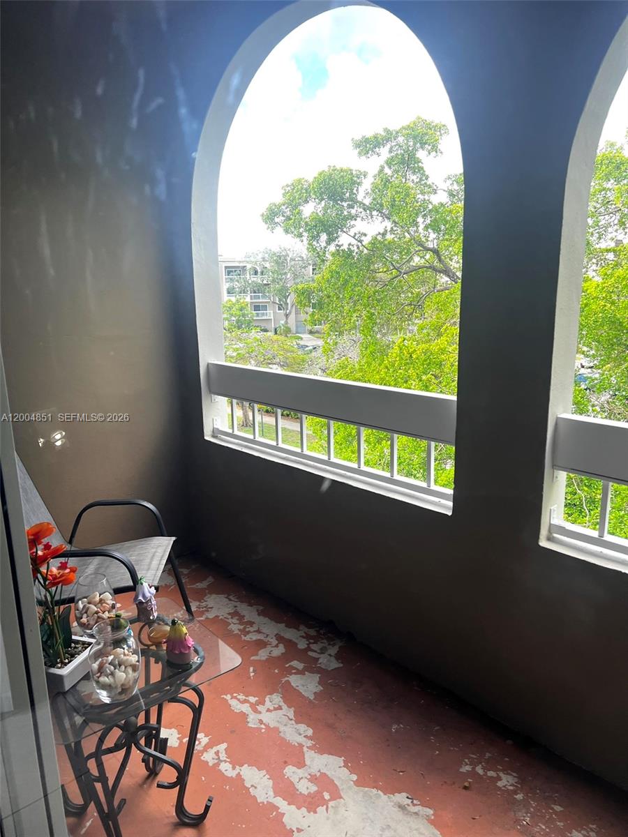 VILLAGE OF KINGS CREEK CO - Residential