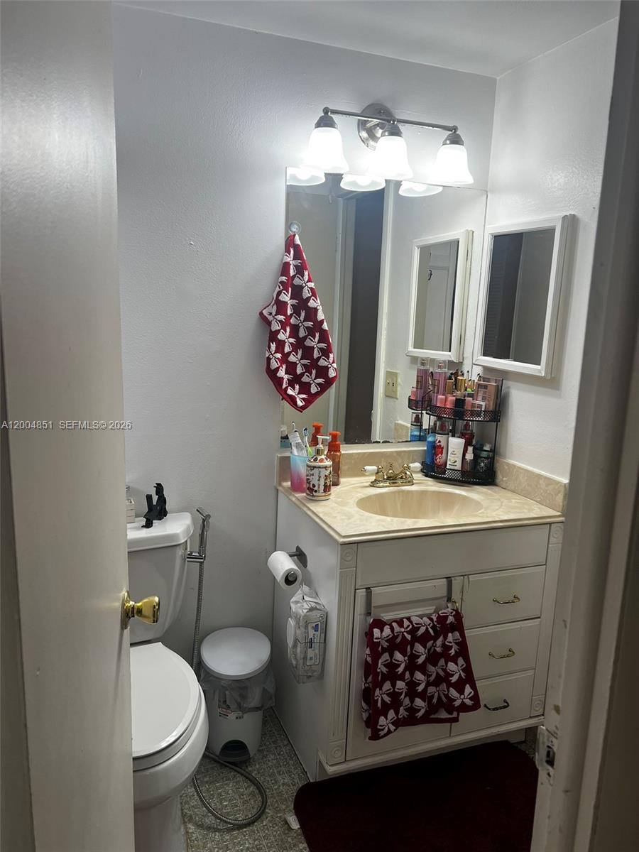 VILLAGE OF KINGS CREEK CO - Residential