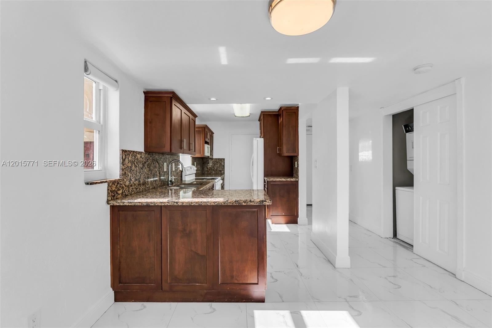 CASTLE APTS CONDO - Residential